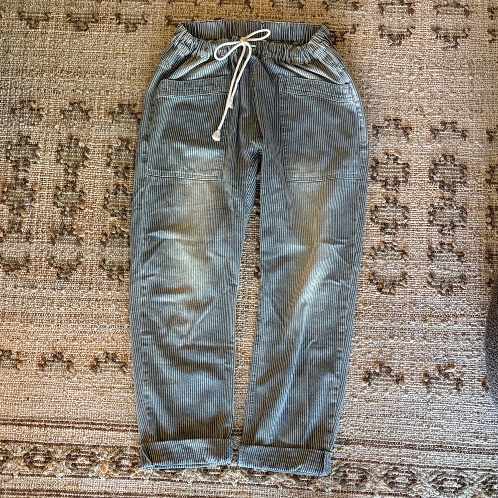Stylish soft denim with pinstripe